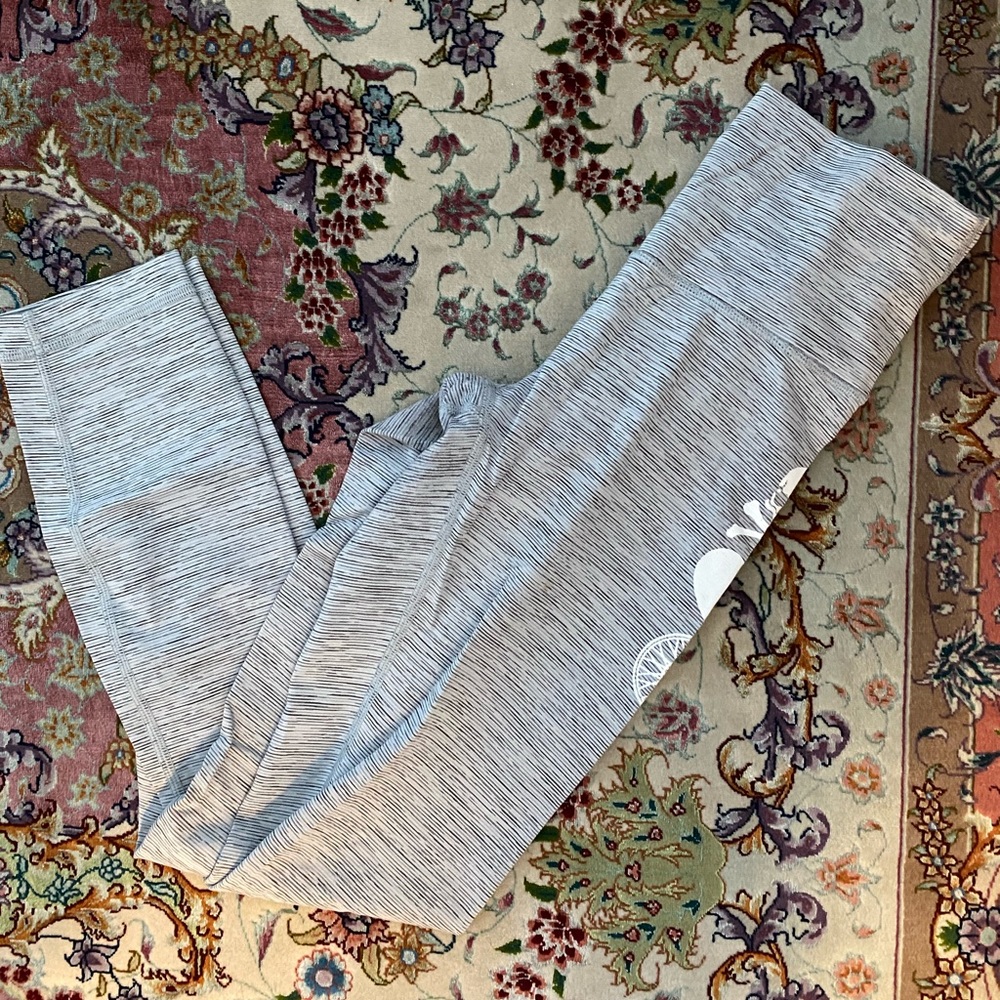 SoulCycle Lululemon leggings